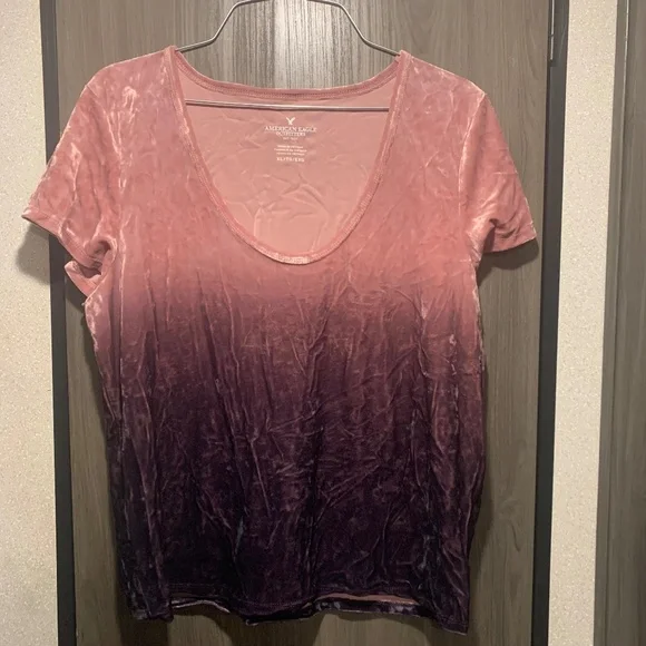 23. American Eagle Ombre Colored Top Size XL - Picture 1 of 12